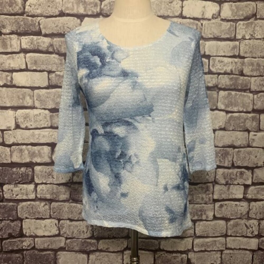 Chico's NWT Blue & White Woven Top Size Small